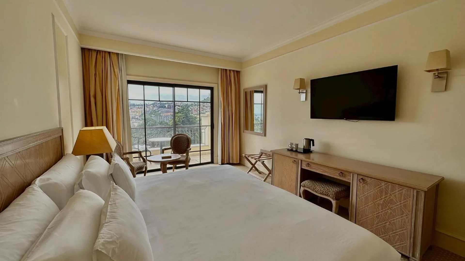Quinta Funchal Gardens - Adults Only Hotel